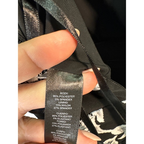 White House Black Market Slimming Black and White Dress Sz 6 - Picture 5 of 6